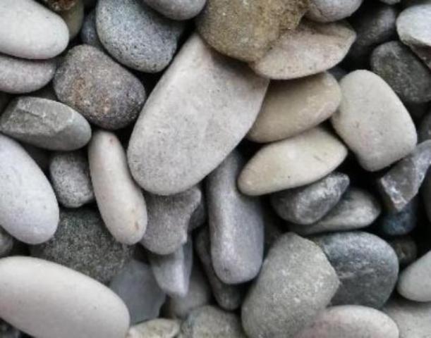 Где заказать гальку и каменную крошку с доставкой?  в Сургуте