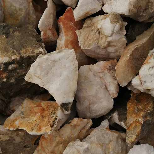 фото Кварц ( фр. 70-100 мм)  купить в Сургуте в интернет-портале КАМЕНЬ КЛУБ