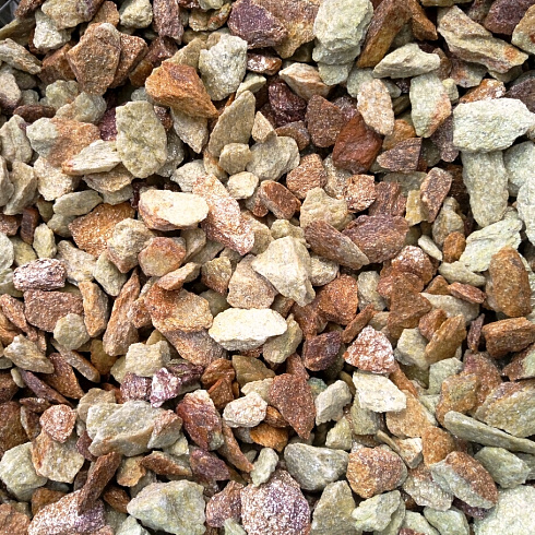 Kamenclub.ru: Щебень крошка желтый (ЗЛАТОЛИТ) фр. 20-40 мм.  купить в Сургуте златолит бежевый, золотистый, желтый декоративная каменная крошка 10800 руб/т   фото КАМЕНЬ КЛУБ