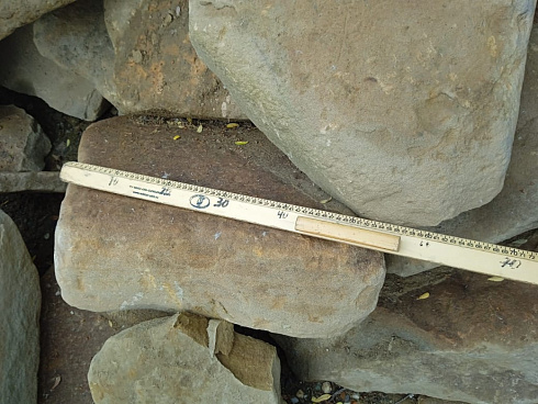 Kamenclub.ru: Песчаник для мощения дорожек, площадок, парковок ( фр 5-10 см)  купить в Сургуте песчаник  серый желтый коричневый рыжий песчаник оголтованный окатанный 6500 руб/т   фото КАМЕНЬ КЛУБ