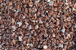 Kamenclub.ru: Мраморная крошка (щебень галтованный розовый) фр.40-70 мм.  купить в Сургуте мрамор розовый, красный галтовка мраморная щебня 15000 руб/т   фото КАМЕНЬ КЛУБ