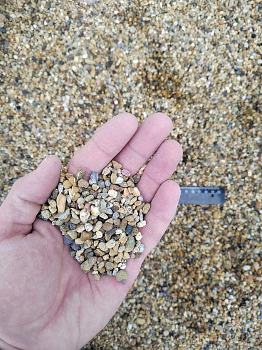 Галька речная окат (рыжая) фр.3-5 мм купить в Сургуте 