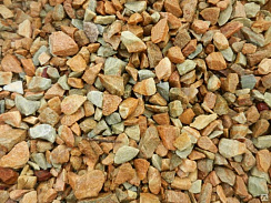 Kamenclub.ru: Щебень крошка желтый (ЗЛАТОЛИТ) фр. 3-5 мм.  купить в Сургуте златолит золотистый, бежевый, желтый мрамор 12 000 руб/т   фото КАМЕНЬ КЛУБ