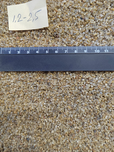 Кварцевый песок сухой фракцинированный фр. 1,2-2,5 мм.  купить в Сургуте фото Камень Клуб