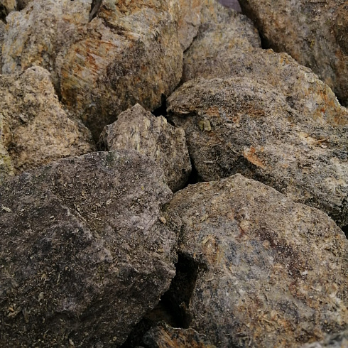 фото Змеевик салатовый  (фр. 70-100 мм)  купить в Сургуте в интернет-портале КАМЕНЬ КЛУБ