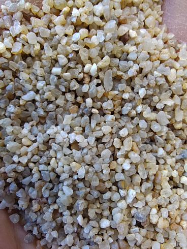 Кварцевый песок сухой фракцинированный фр. 1,2-2,5 мм.  купить в Сургуте фото Камень Клуб