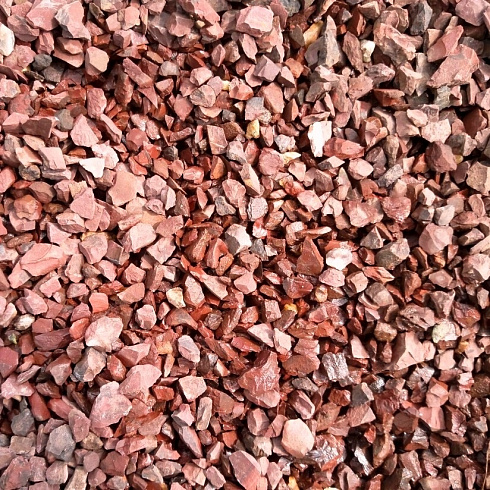 Kamenclub.ru: Щебень крошка красный (ЯШМА) фр. 20-40 мм.  купить в Сургуте яшма красный, бордовый декоративный ландшафтный щебень 9000 руб/т   фото КАМЕНЬ КЛУБ