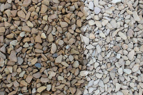 Kamenclub.ru: Щебень крошка желтый (песчаник) фр. 10-20 мм.  купить в Сургуте песчаник бежевый, серый, рыжий декоративный ландшафтный щебень колотый 9500 руб/т   фото КАМЕНЬ КЛУБ