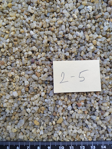Кварцевый песок для площадок фр. 2-5 мм.  купить в Сургуте фото Камень Клуб