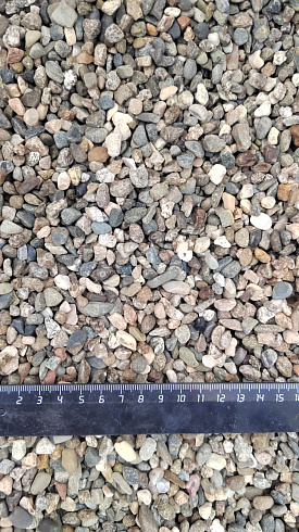 Kamenclub.ru: Галька речная окат (серая) фр.5-10 мм купить  в Сургуте галька речная серая, серый, темно-серый, светло-серый, коричневый речная окатанная галька декоративная ландшатфная 5000 руб/т   фото КАМЕНЬ КЛУБ