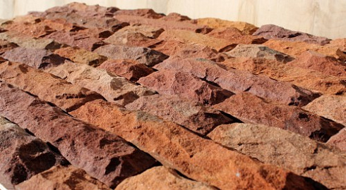 Kamenclub.ru: Песчаник (красный дракон) art PSK-5-03  купить в Сургуте    3350 руб/кв.м   фото КАМЕНЬ КЛУБ