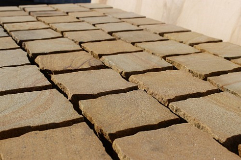 Kamenclub.ru: Песчаник брусчатка (Прага) art PSG-10-07  купить в Сургуте    2600 руб/кв.м   фото КАМЕНЬ КЛУБ