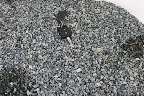 Kamenclub.ru: Щебень крошка зеленый (змеевик) фр. 5-10 мм  купить в Сургуте змеевик зеленый, салатовый ландшафтный декоративный щебень крошка 7 200 руб/т   фото КАМЕНЬ КЛУБ