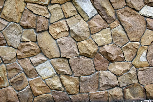 Kamenclub.ru: Песчаник колотый для облицовки (фр. 2-3 см)  купить в Сургуте песчаник бежевый серый рыжий песчаник строительный 5000 руб/т   фото КАМЕНЬ КЛУБ