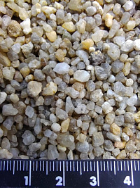 Кварцевый песок для площадок фр. 2-5 мм.  купить в Сургуте фото Камень Клуб