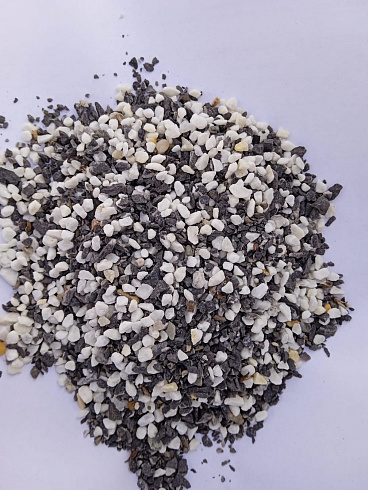 Kamenclub.ru: Мраморная крошка (щебень крошка микс: белый-зеленый-розовый) фр. 3-5 мм.  купить в Сургуте мрамор белый, зеленый, розовый мраморная декоративная крошка каменная 12000 руб/т   фото КАМЕНЬ КЛУБ